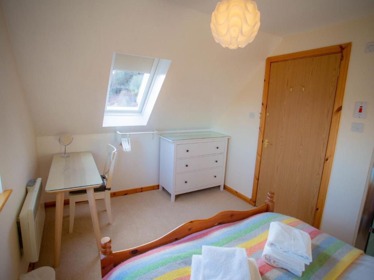 Peter's Shed By Interhome