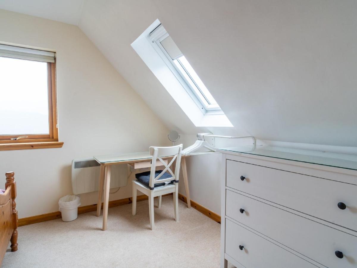 Peter's Shed By Interhome Holiday home Drumnadrochit